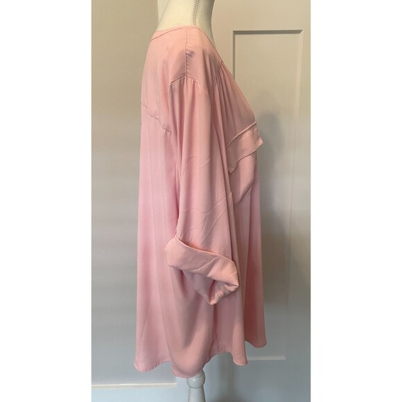 TORRID Womens Harper TOP 3/4 Tab Sleeve Light PINK Pockets Size 4 (4X/26) - Picture 3 of 5